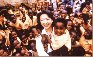 ガーナ2003年