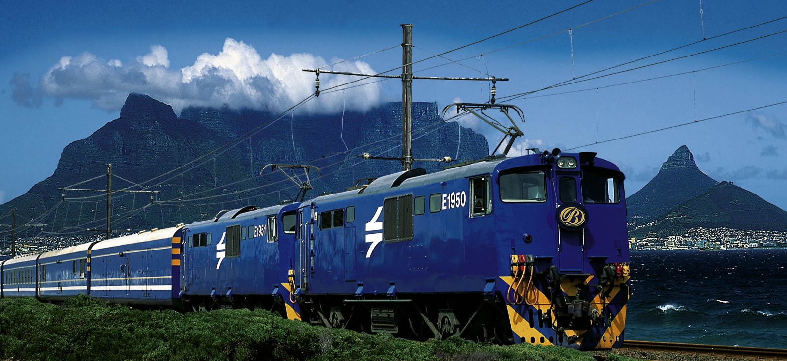 アフリカ最高の豪華列車 ブルートレイン で行く27時間の極上の汽車旅 サライ Jp 小学館の雑誌 サライ 公式サイト