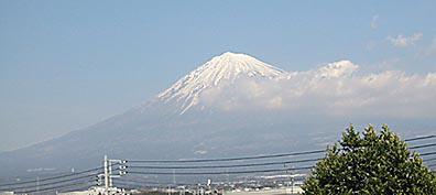 蔵から見える富士山