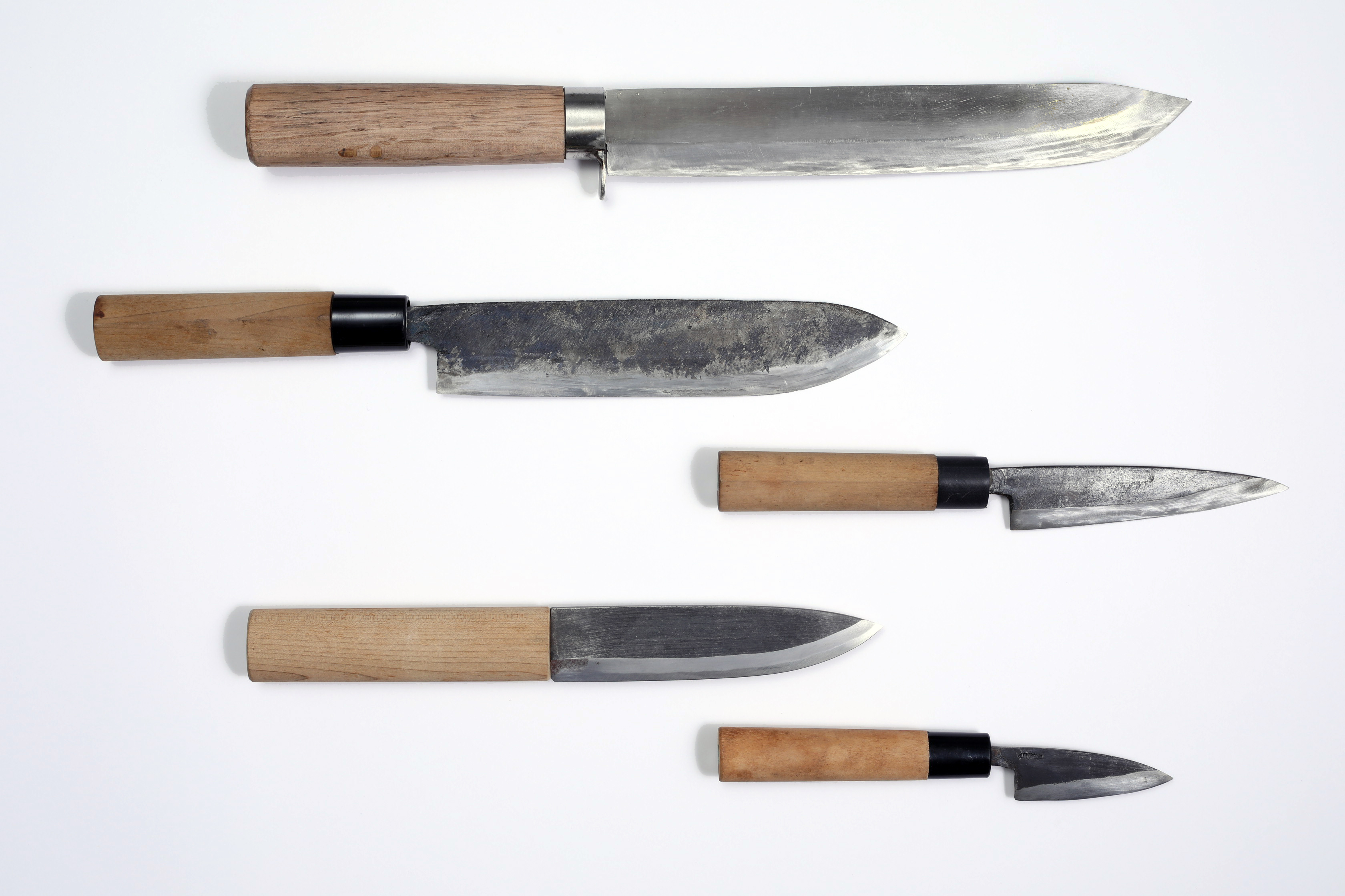 野趣あふれる男の刃物！日本の漁師達が愛した万能ナイフ「マキリ 