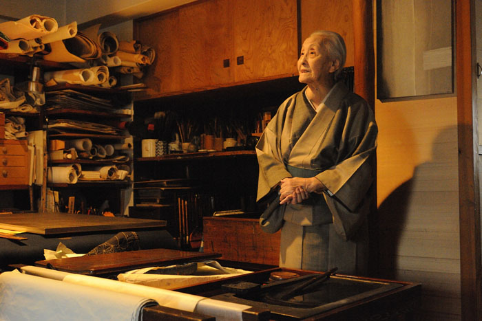 画業100年 105歳の美術家 篠田桃紅の挑戦の全貌を見る 篠田桃紅 とどめ得ぬもの 墨のいろ 心のかたち 展 サライ Jp 小学館の雑誌 サライ 公式サイト