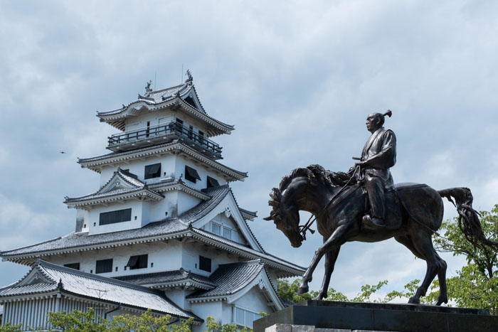 周囲わずか1kmの小島から睨みをきかせた村上水軍の謎【半島をゆく 歴史