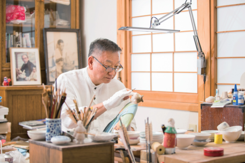 博多人形づくりの名工・中村信喬さんが語る「日本伝統工芸の真髄」とは | サライ.jp｜小学館の雑誌『サライ』公式サイト