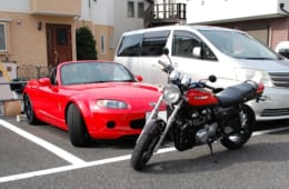 自動車とオートバイの６輪生活は、敏郎さんが何歳になろうと続けるそう。