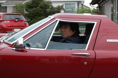 日本では特に有名なスーパーカーを愛車にする秋葉さん。その出会いと物語は、【後編】で語ります。