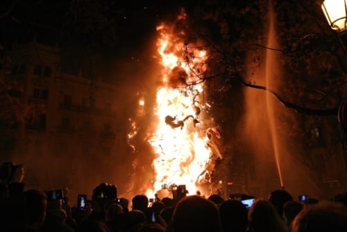 ユネスコの無形文化遺産 スペイン バレンシアの 火祭り 火祭りアーティストとはいったい何 サライ Jp 小学館の雑誌 サライ 公式サイト