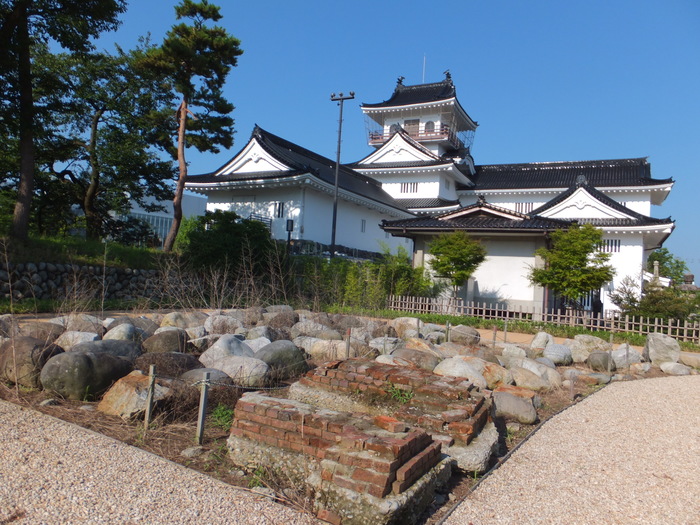 長野市三輪/善光寺下駅　織田信長　豊臣秀吉　徳川家康　武田信玄　他　全14家の家紋　額装　三井金属鉱業謹製　引き取り限定 長野市三輪/善光寺下駅 織田信長 豊臣秀吉 徳川家康 武田信玄 他 全14