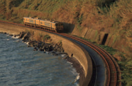 「佐賀～長崎～佐世保」コースでは、有明海や大村湾の絶景を眺めながらの列車旅が楽しめる。写真／松尾 諭