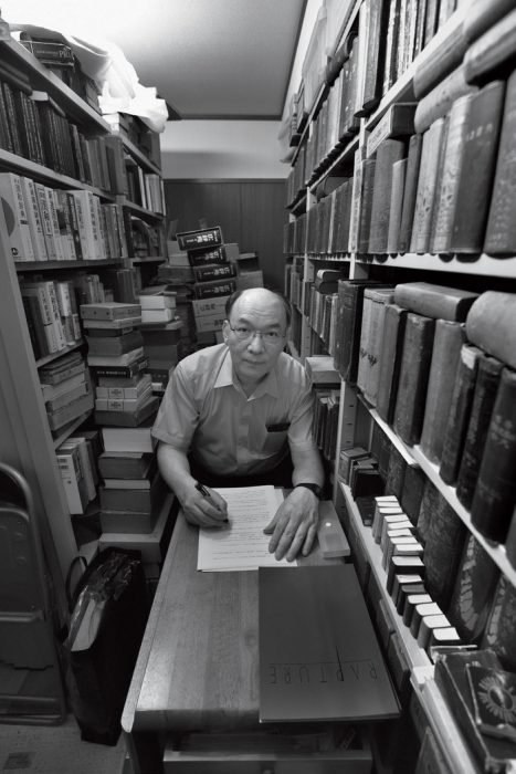 インタビュー 境田稔信 校正者 辞書研究家 61歳 収集した辞書は約7000冊 辞書の歴史は 言葉の歴史です サライ Jp 小学館の雑誌 サライ 公式サイト
