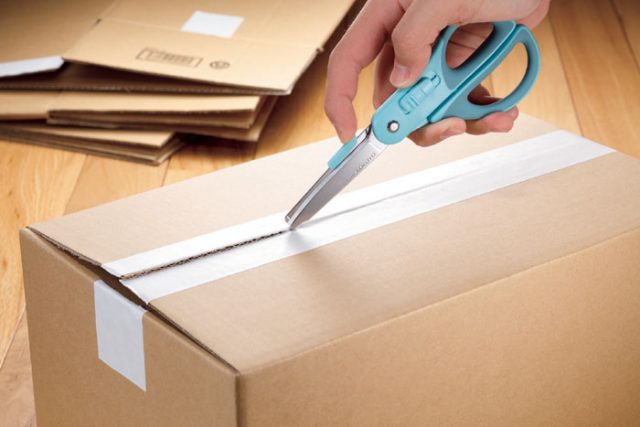 子供がおもちゃを手に取ることに興味を示さなかったらどうしますか?