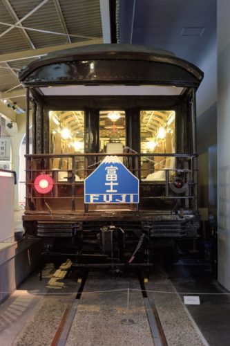 昭和4年の『富士』と『櫻』から始まった列車の愛称とトレインマーク