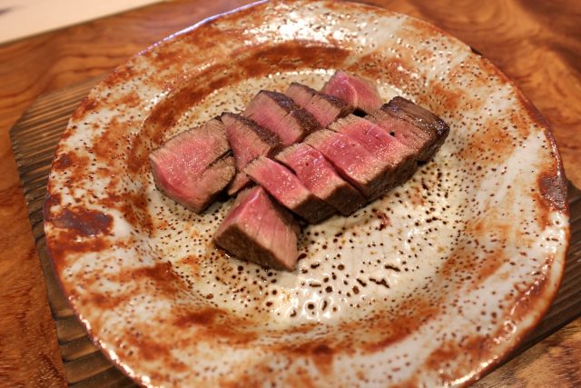 牛ヒレ肉の塩焼き