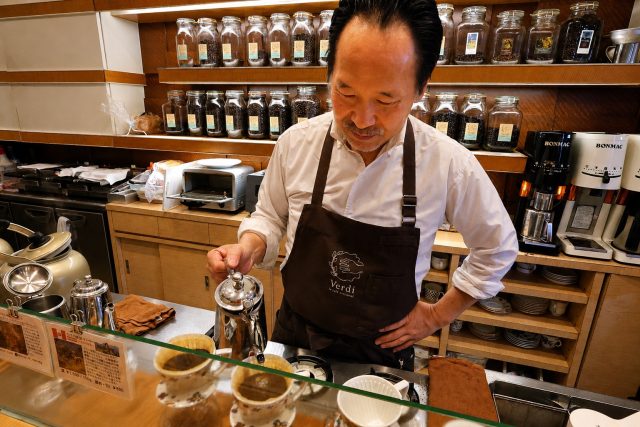 カフェ・ヴェルディ続木さん