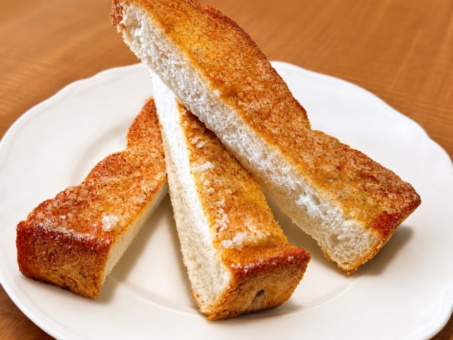 カルダモントースト