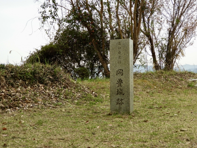 岡豊城