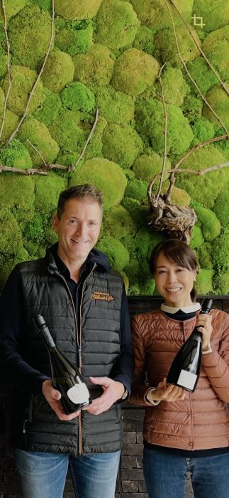 左からローランさんと吉田さん。